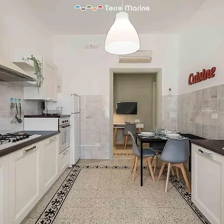 Easy Breezy, Terremarine * La Spezia