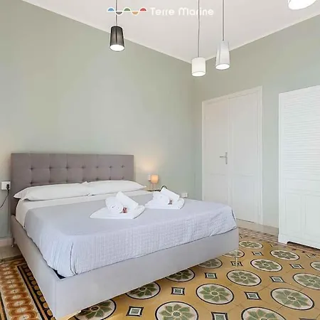 Easy Breezy, Terremarine Apartament